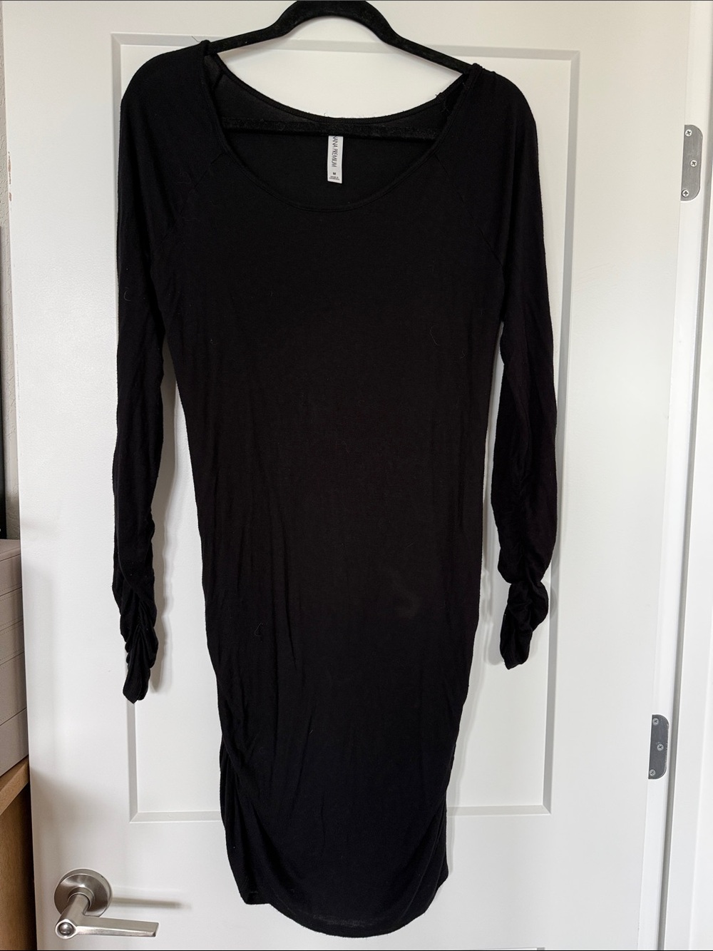 Women’s Black Long Sleeve Scoop Neck Dress
